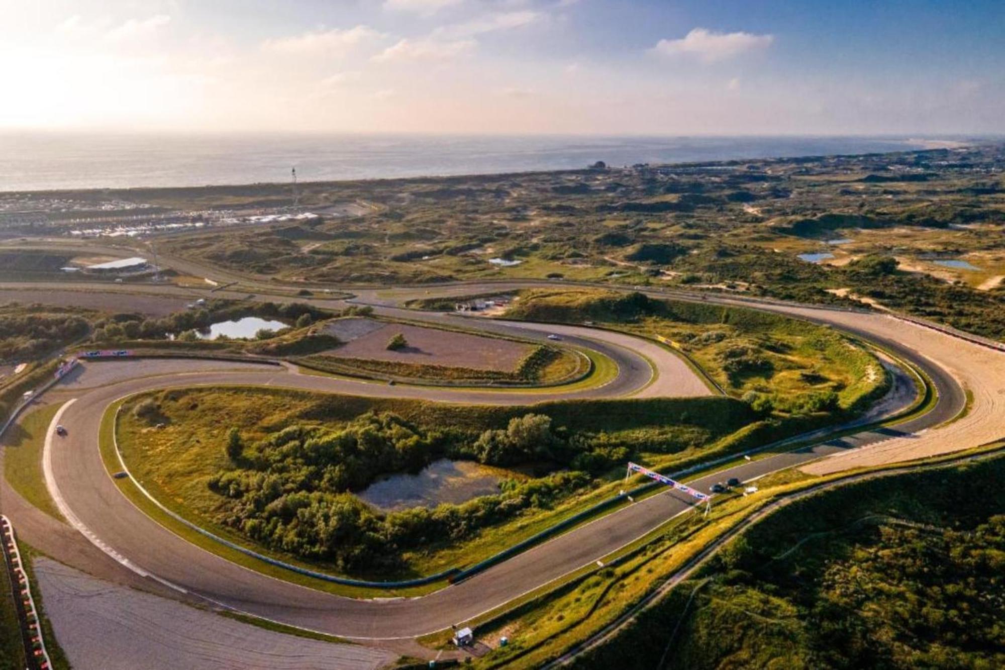 Apartmán Blue Shell With Private Parking Garage Zandvoort Exteriér fotografie